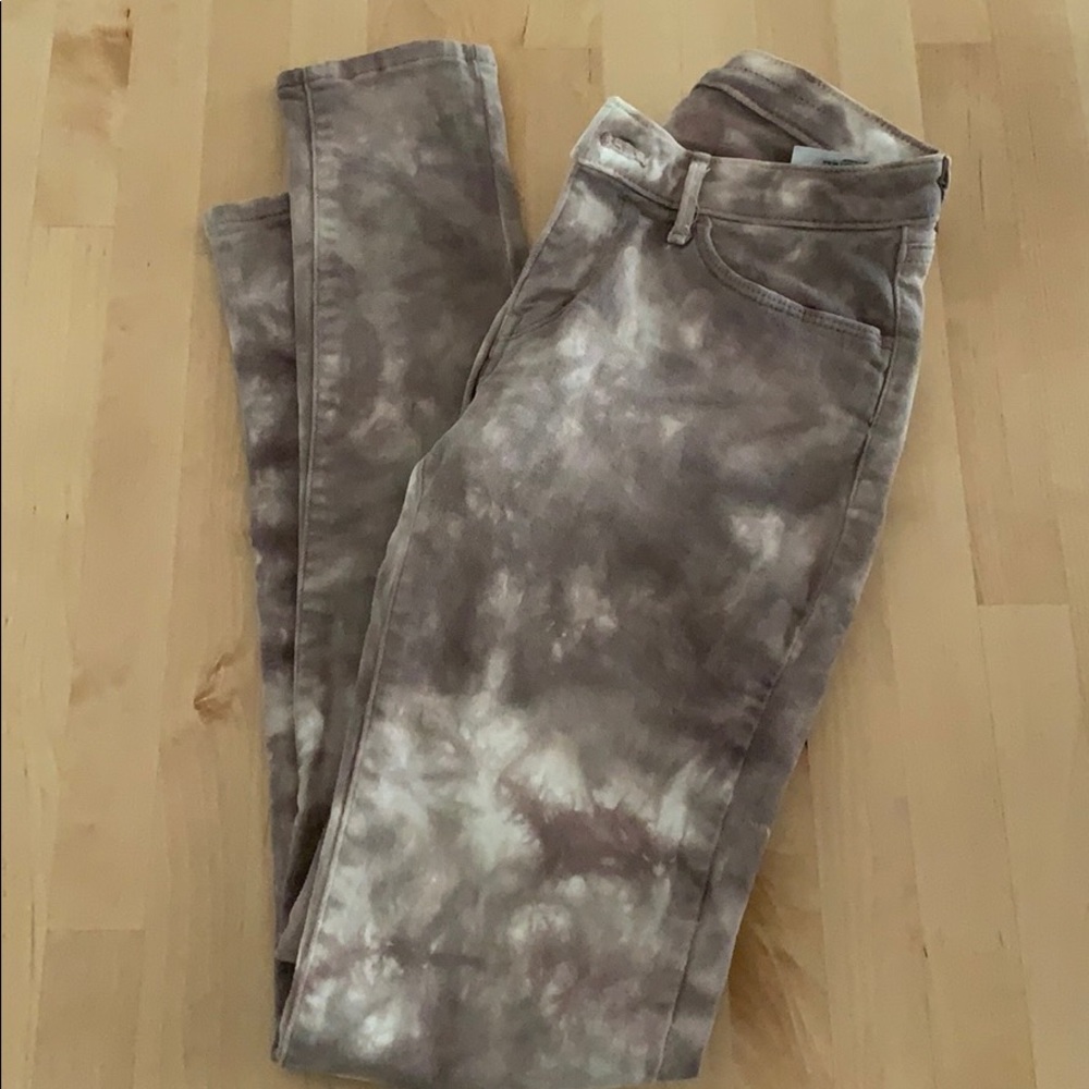 Levi’s tie dye skinny jeans